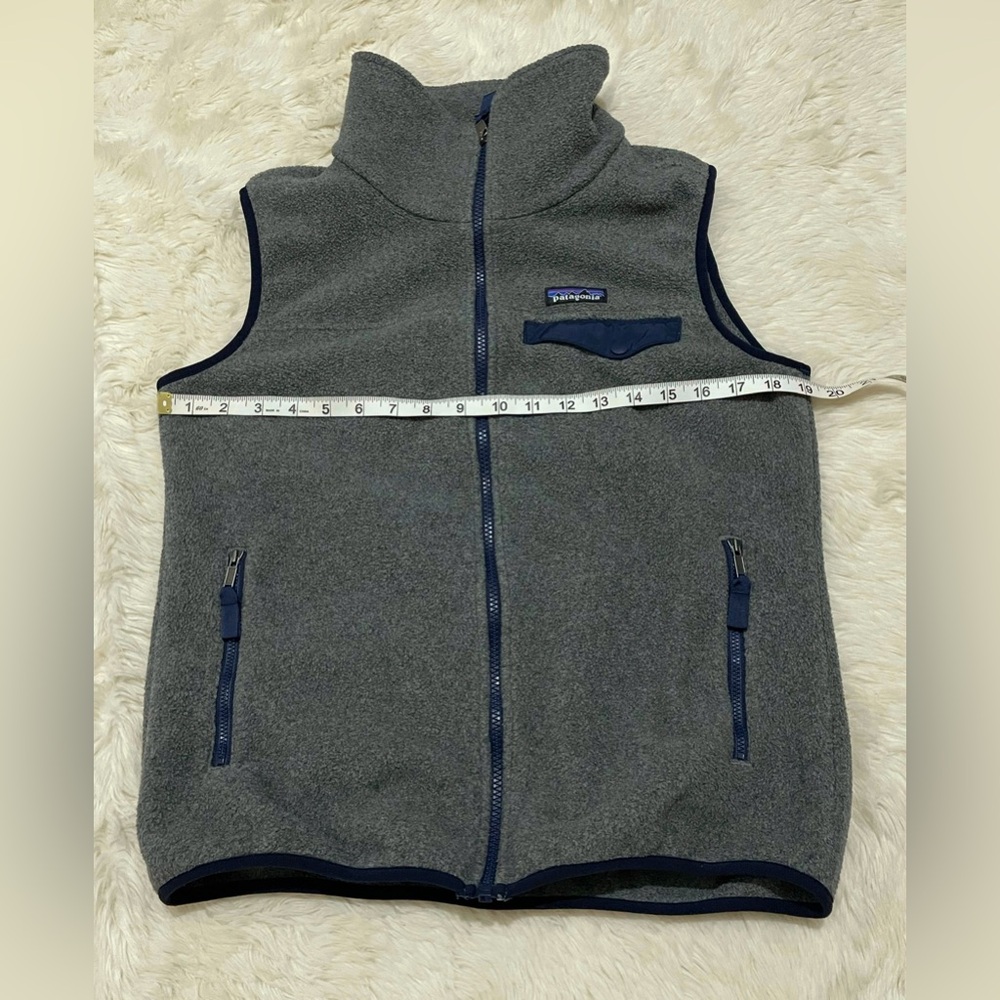 Patagonia Snap-T Synchilla Fleece Vest, Gray/Navy Blue, Women’s Medium - Picture 4 of 9